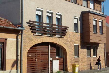 Társasház építések